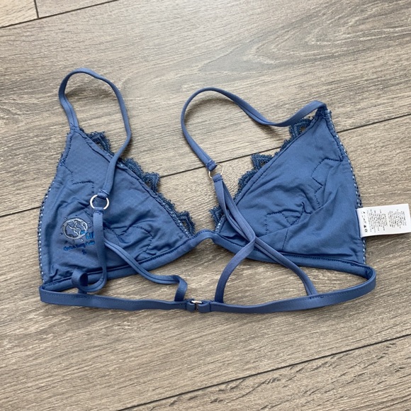 Blue life bikini small top and bottom - Picture 4 of 6